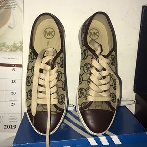 Micheal Kors Sneakers